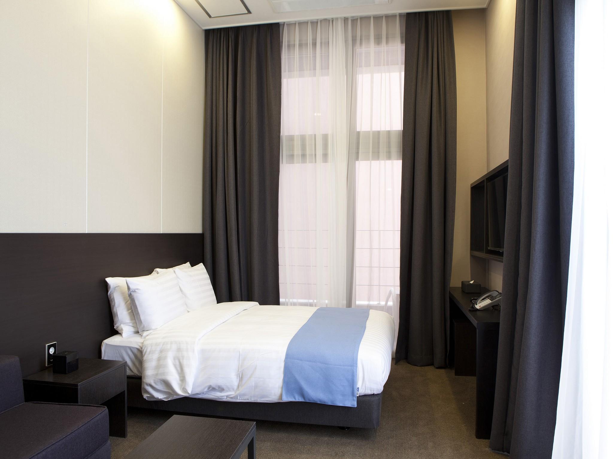 S Stay Dongtan Hotel Hwaseong Ngoại thất bức ảnh